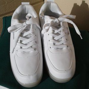 Shinmax Mens/Womens Leather Sneakers New 8.5/9.5